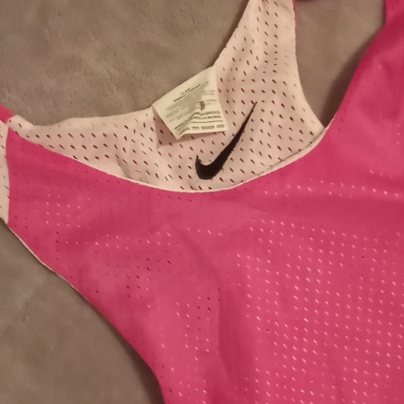 Nike tank top - Picture 2 of 7